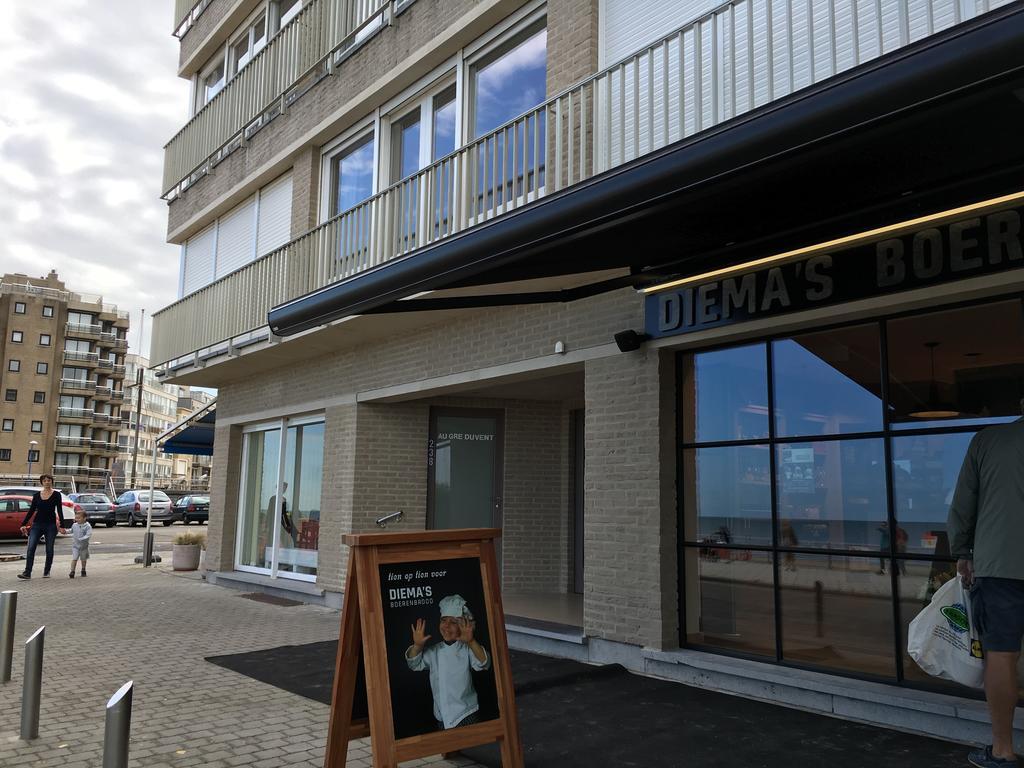 Au Gre Du Vent Apartment Koksijde Bagian luar foto