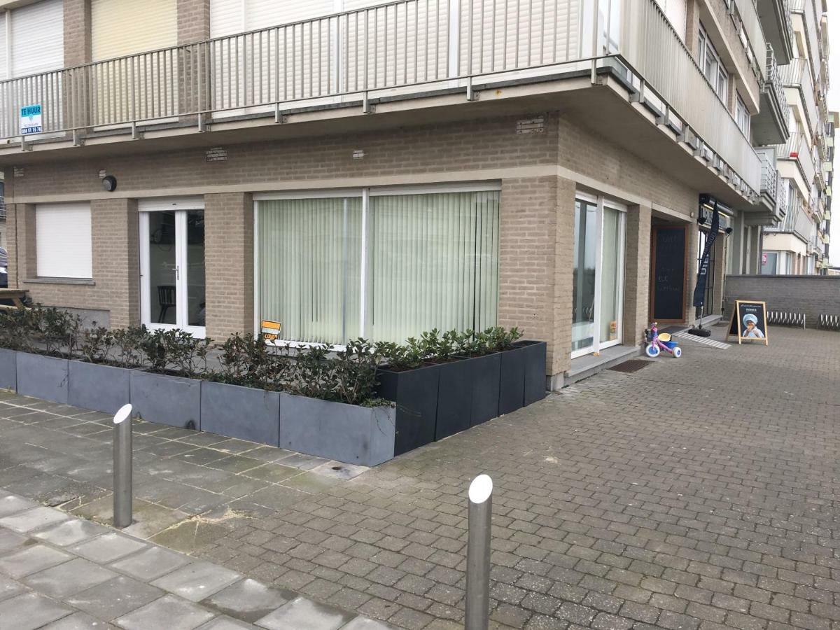 Au Gre Du Vent Apartment Koksijde Bagian luar foto